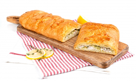 Пирог с пикшей и брокколи